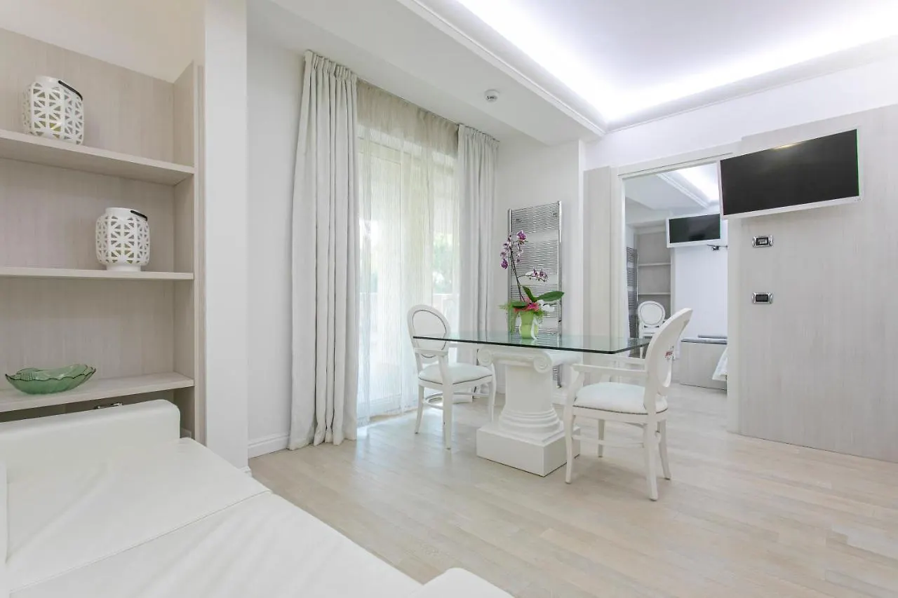 Boutique Hotel Paradiso Bovelacci Milano Marittima Italy