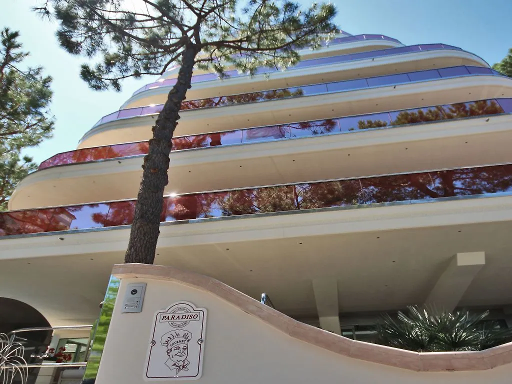 Boutique Hotel Paradiso Bovelacci ميلانو ماريتيما إيطاليا